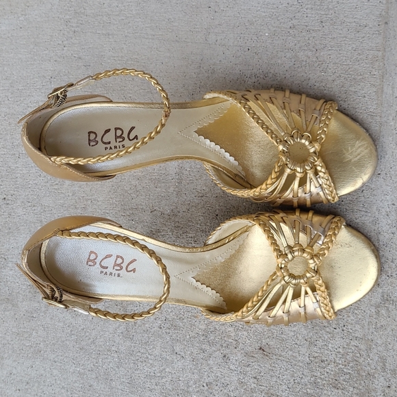 BCBG Paris Leather Heels - Picture 2 of 8